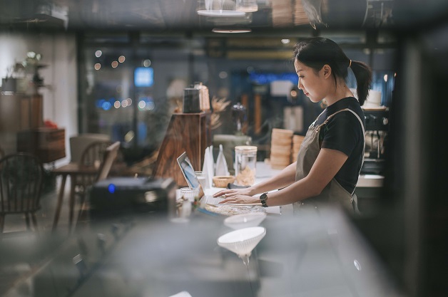 A comprehensive look at the supportive role banks play in businesses’ long-term plans