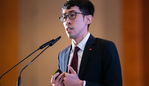 Global and Singapore outlooks stay stable, but threats are on the rise